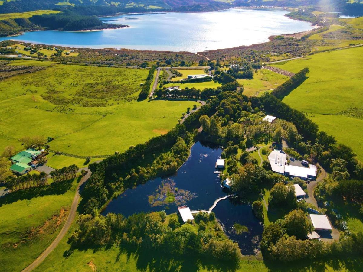 The Lakes - Kai Iwi Lakes Exclusive Retreat Kaihu Extérieur photo